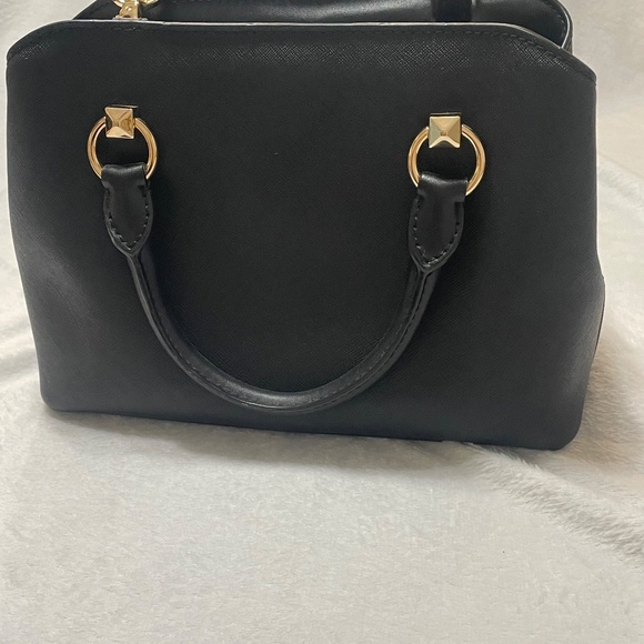 Michael Kors Edith Saffiano Satchel Handbag, Crossbody Black Pre-Owned - Picture 9 of 15